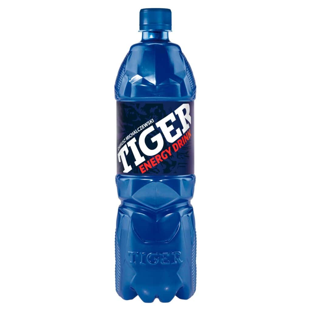 Sześć butelki gazowanego napoju energetyzującego Tiger Energy Drink 900 ml