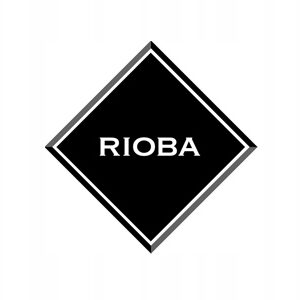 Butelka syropu barmańskiego Rioba o smaku kokosowym o pojemności 700 ml