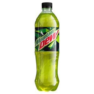 Butelki napoju gazowanego Mountain DEW 850 ml